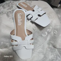 Sandalias