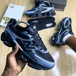 New Balance 2000