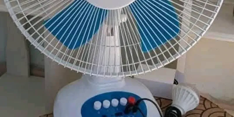 Ventilador recargable Maf de 16"