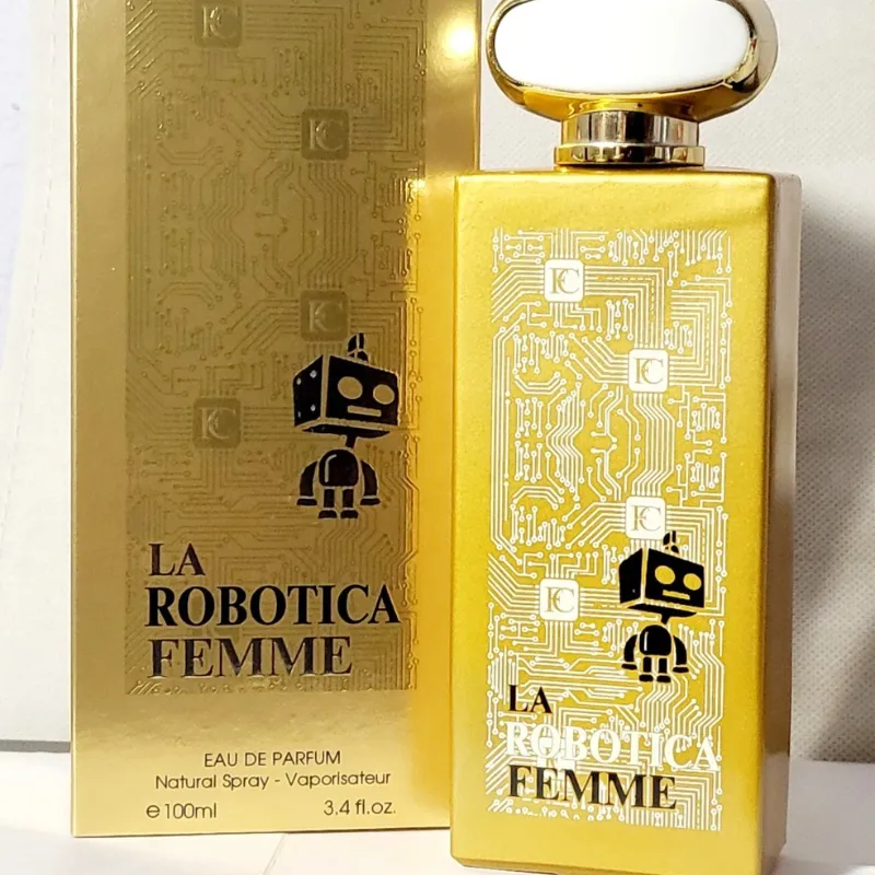 LA ROBOTICA FEMME