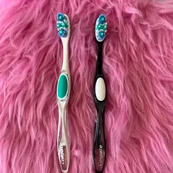 Cepillos colgate