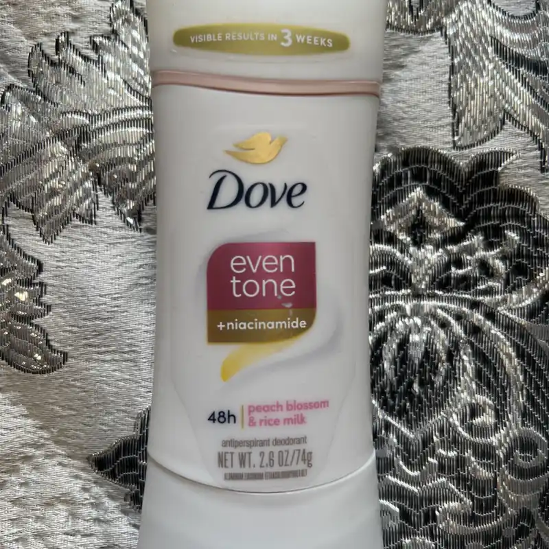 Desodorante Dove en pasta 