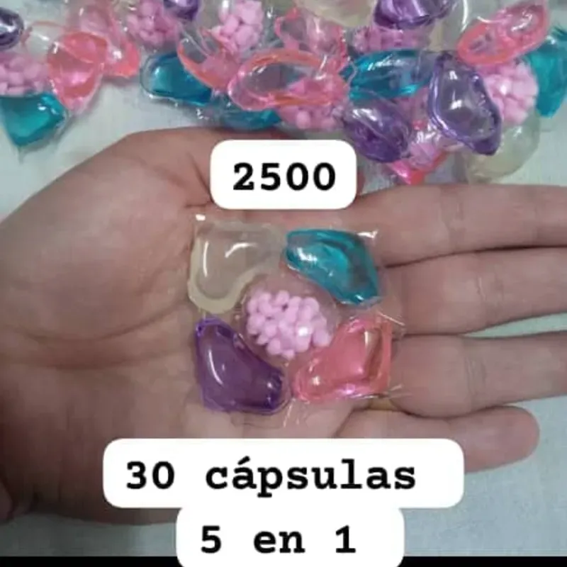 30 cápsulas de detergente y perlas aromáticas 