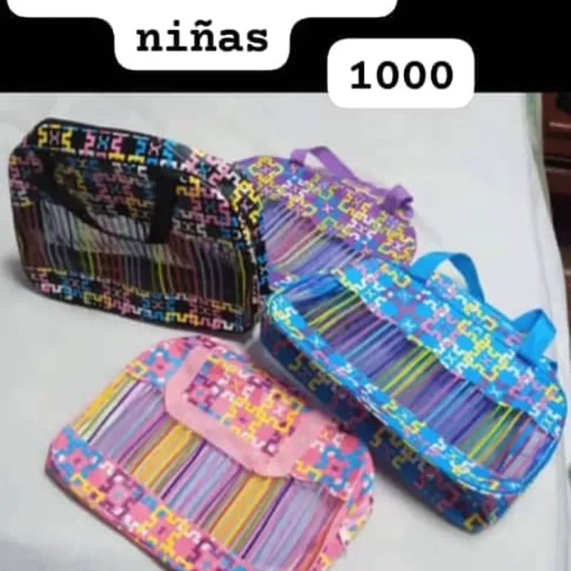 Bolsos o carteras de niñas para salir 