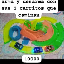 Carretera que se arma con sus carros que caminan 