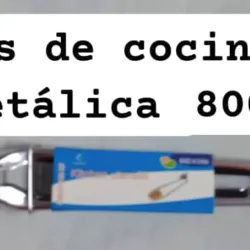 Pinza metálica de cocina