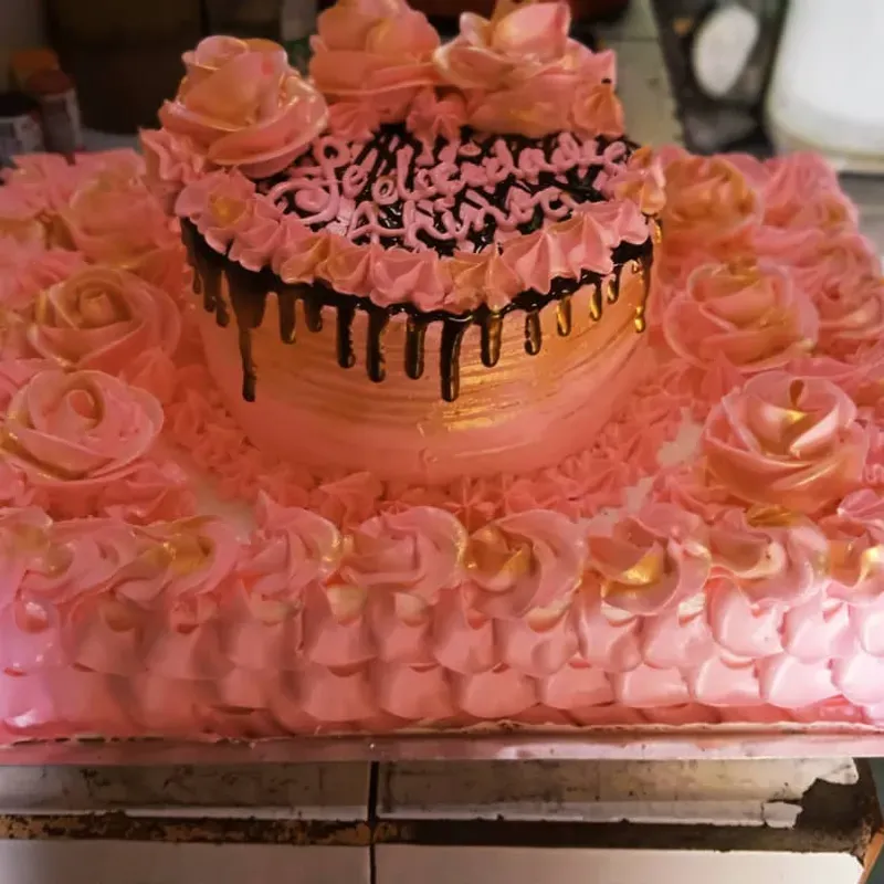 Cake de Doble Piso del Tamaño de una Bandeja 