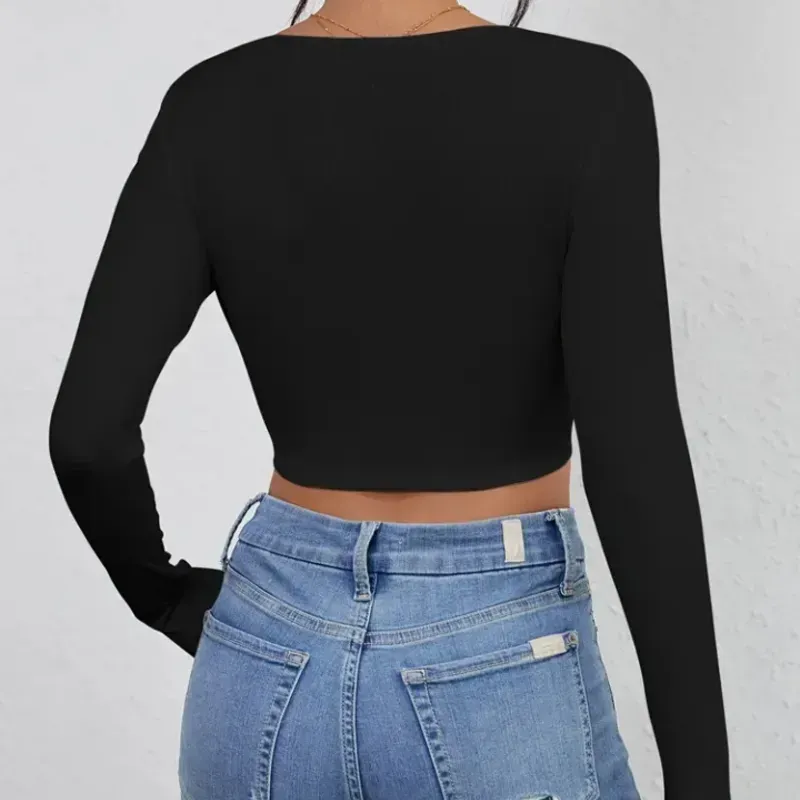 Blusa Corta de Mangas Largas