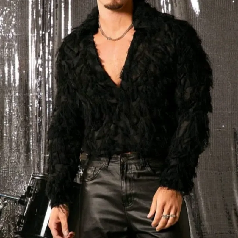 Enguantada con transparencias y flequitos negra