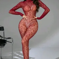 Lencería fem. Roja con patrón de leopardo