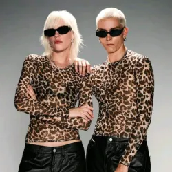 Suéter transparente de leopardo 