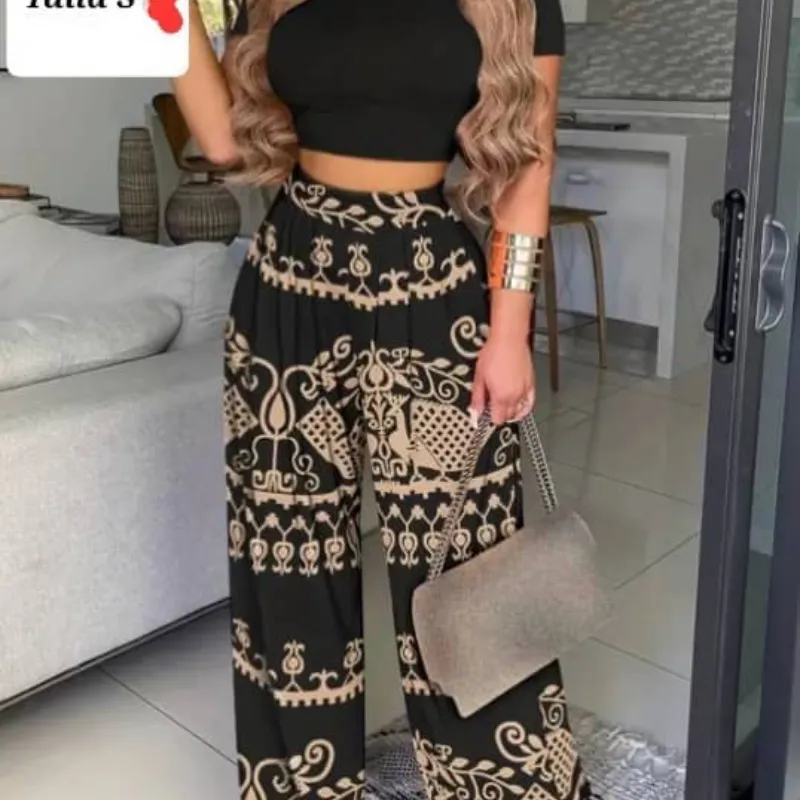 Conjunto negro y beis