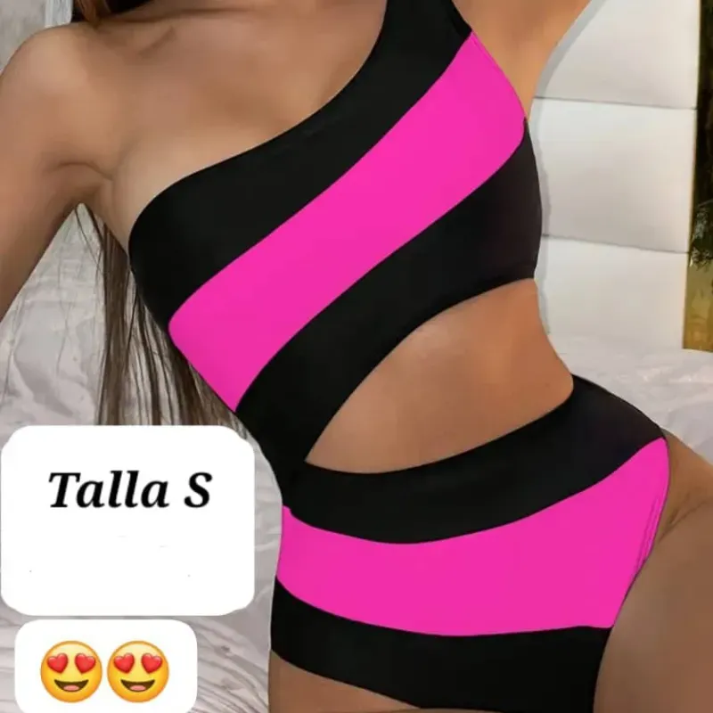 Trusa negra y rosada