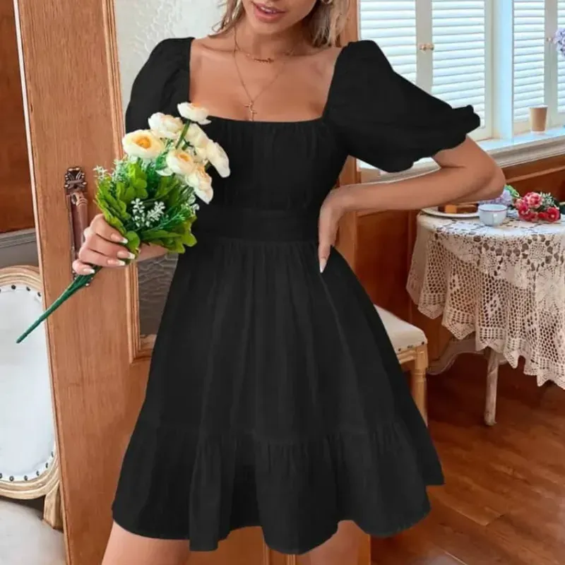 Vestido corto negro
