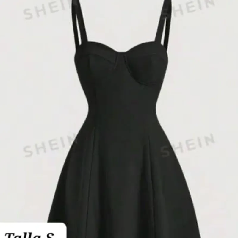 Vestido corto negro