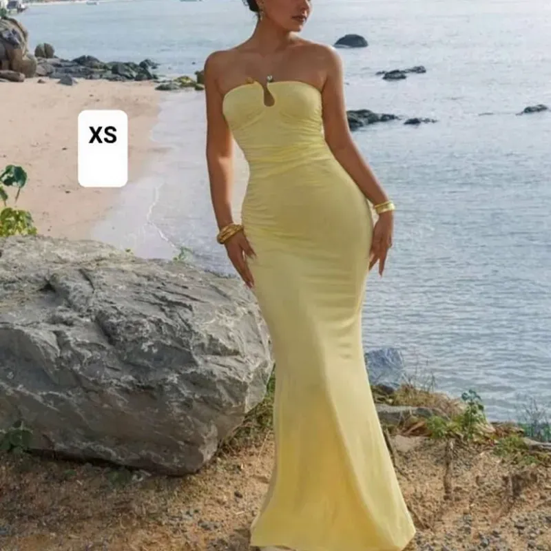 Vestido largo amarillo