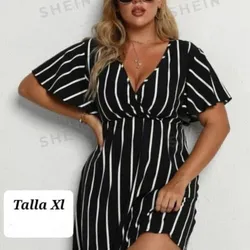 Vestido negro de rayas blancas