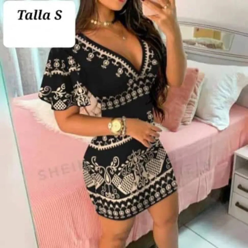 Vestido negro y beis corto 