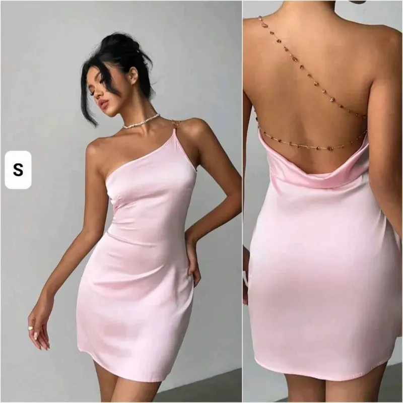 Vestido rosa corto