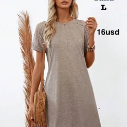 Vestido con mangas bordadas