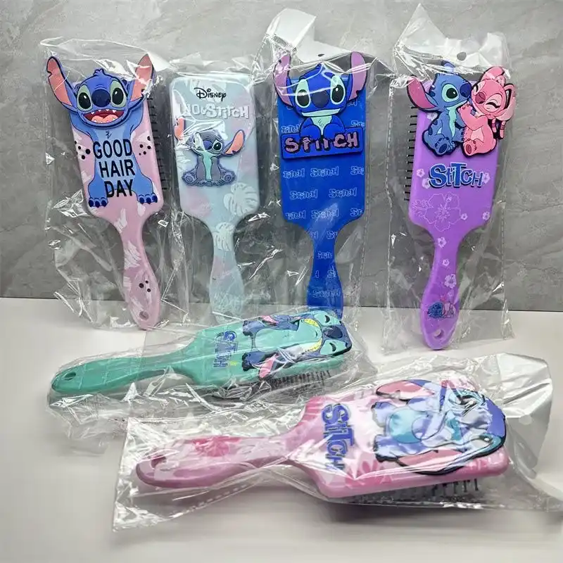 Cepillos de stich y kitty