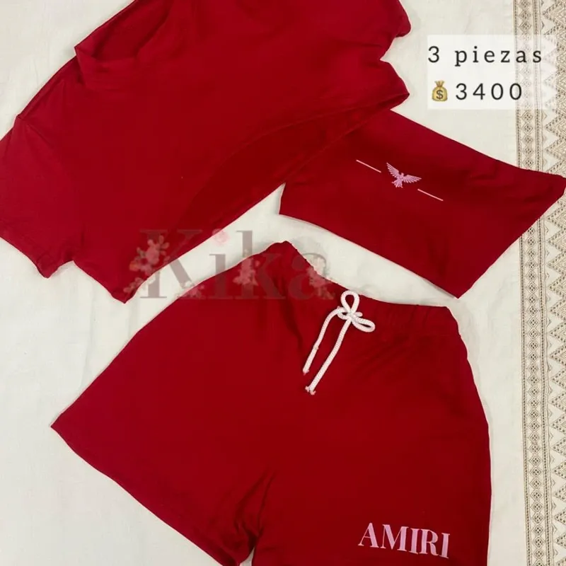 Conjunto de 3 piezas.