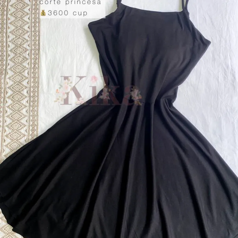 Vestido corte princesa. Talla única desde xs hasta m