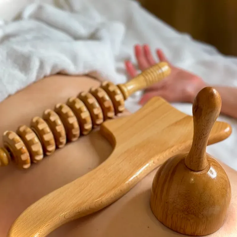 Levantamiento de glúteos con masaje, drenaje linfático y maderoterapia