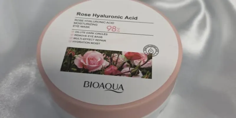 Mascarilla para Ojeras de Rosas con Ácido Hialurónico