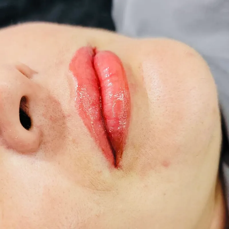 Micropigmentación de labios