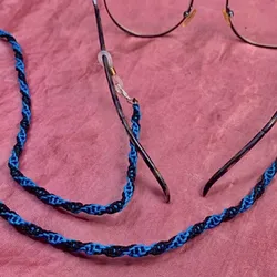 Accesorio para Gafas en dos colores💙🖤