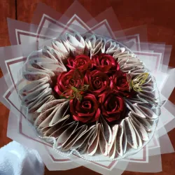 Ramo de Rosas con 💲