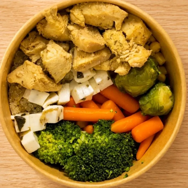 Completica Saludable Pollo con Quinoa