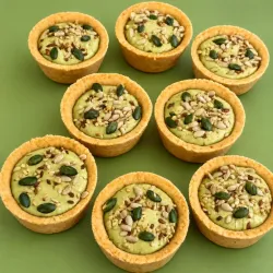 Tartaleta de queso crema, espinaca y semillas