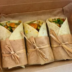 Wrap de pollo y vegetales