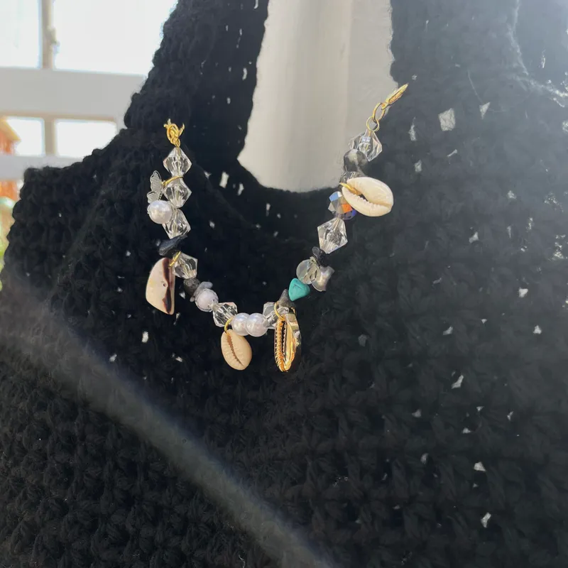 Charms con diseño mixto 