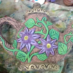 Cafetera grande de pared