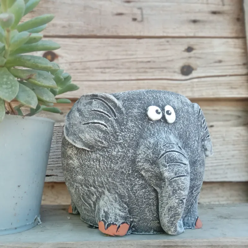 Macetica elefante 