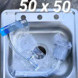 Fregadero de acero con llave y herraje