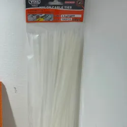 Paquete de bridas
