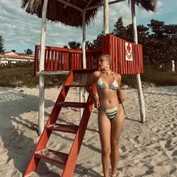 Bikini “Olas de esmeralda”