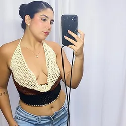 Top Halter "Otoño Trío" – Cuello Drapeado y Tricolor