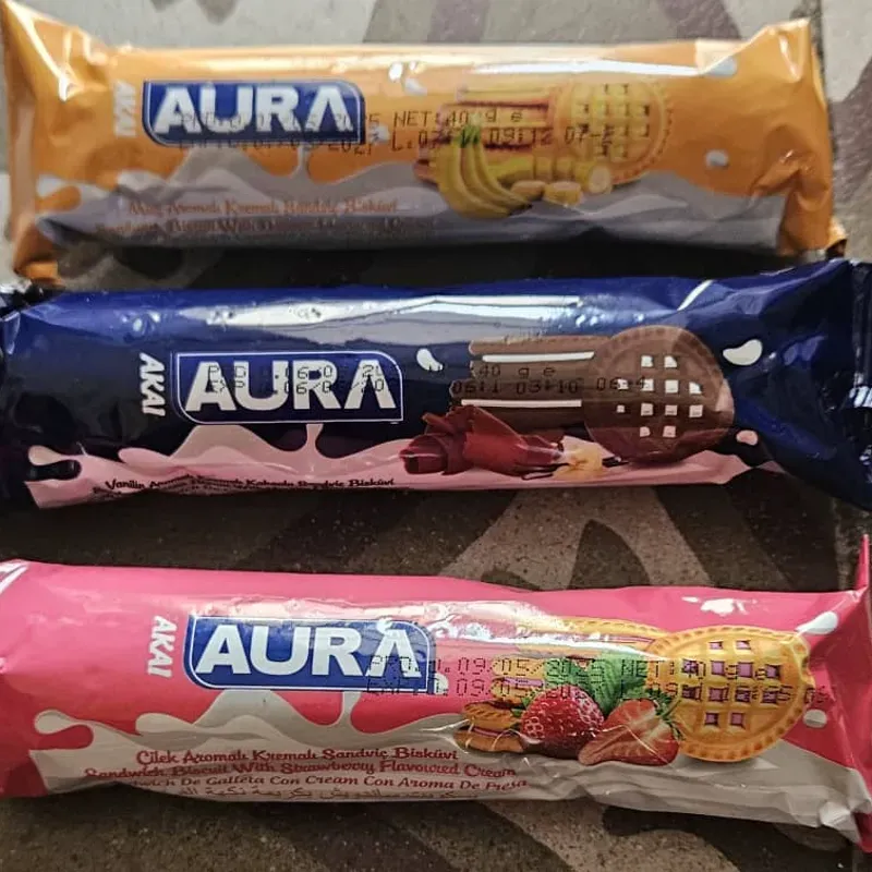 Galletas Aura 42g sabores  fresa y chocolate 