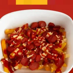 Salchipapas consentidas con queso