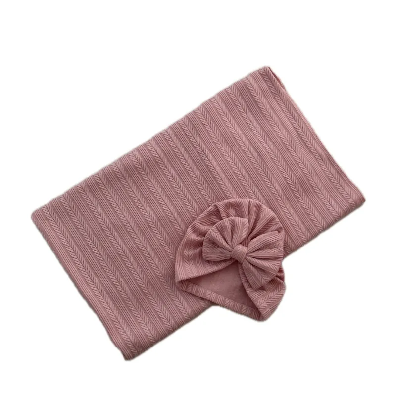 Manta y diadema rosa 