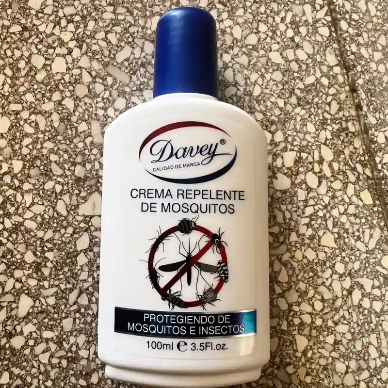 Crema repelente de mosquitos 