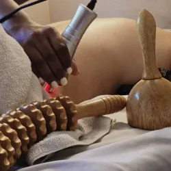 Maderoterapia+ Radiofrecuencia Cuerpo Entero)