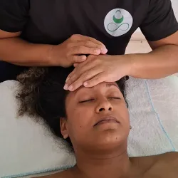 Masaje Facial (0:50 minutos)