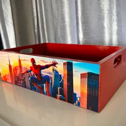 Caja organizadora con temática de SpiderMan 
