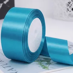 -Cintas de satén color azul. 💙